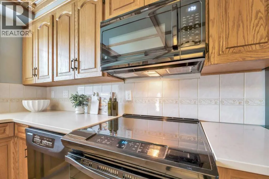 17 Windermere Road SW