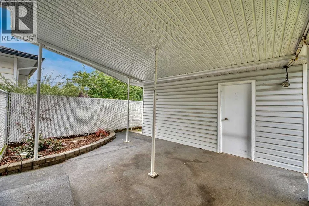 17 Windermere Road SW