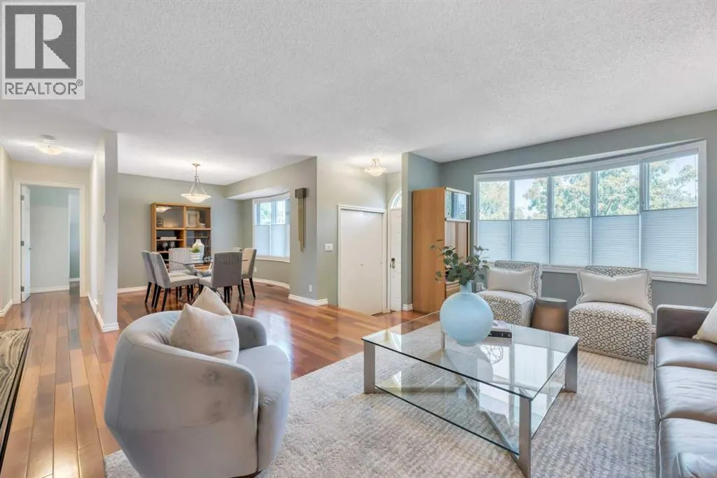 17 Windermere Road SW