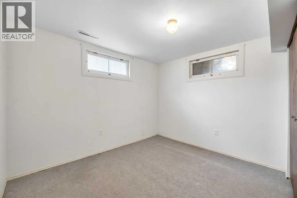 17 Windermere Road SW