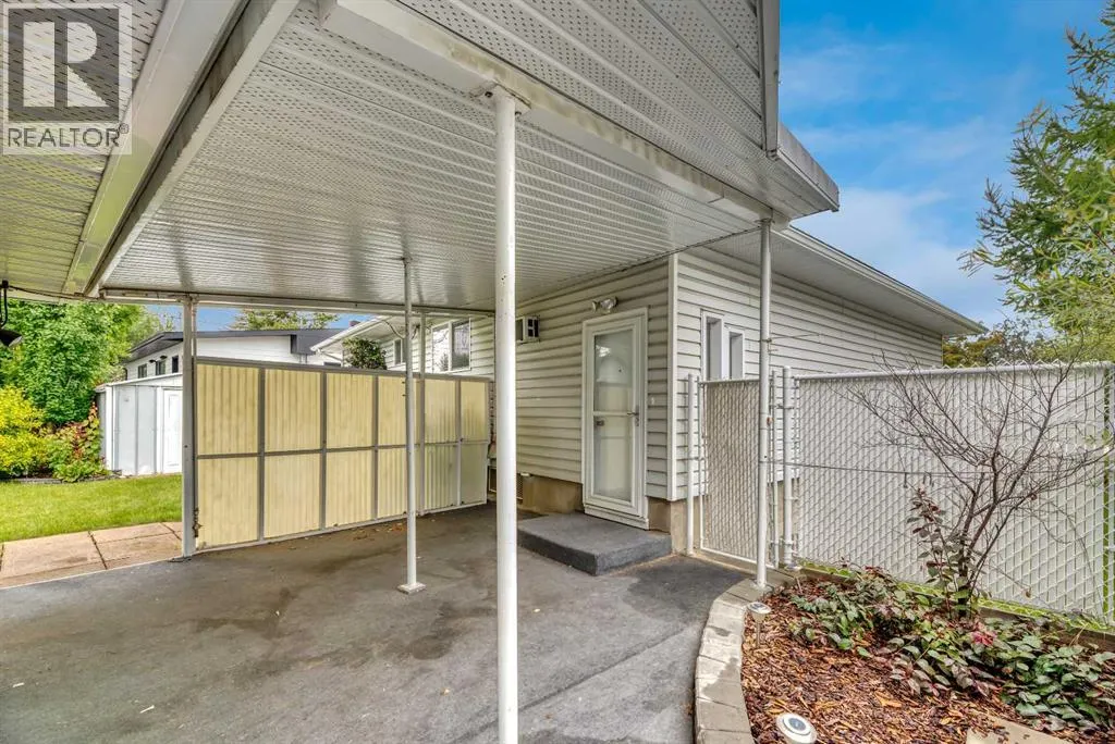 17 Windermere Road SW