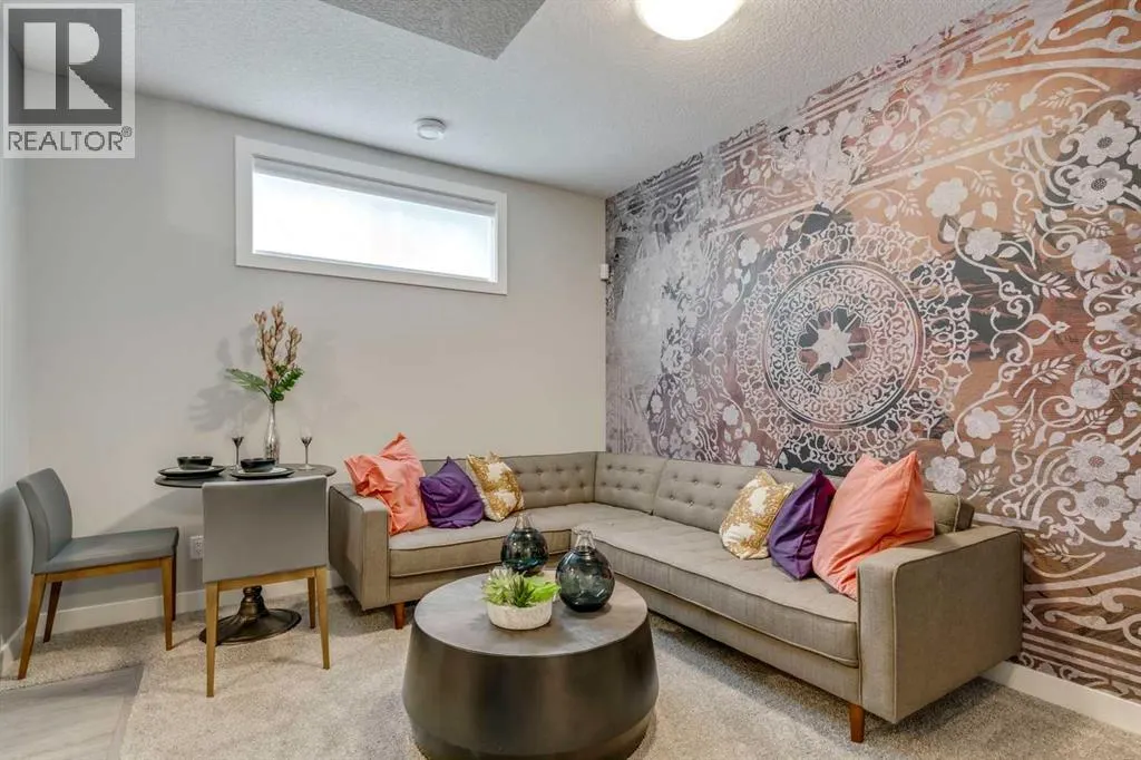 943 Legacy Circle SE