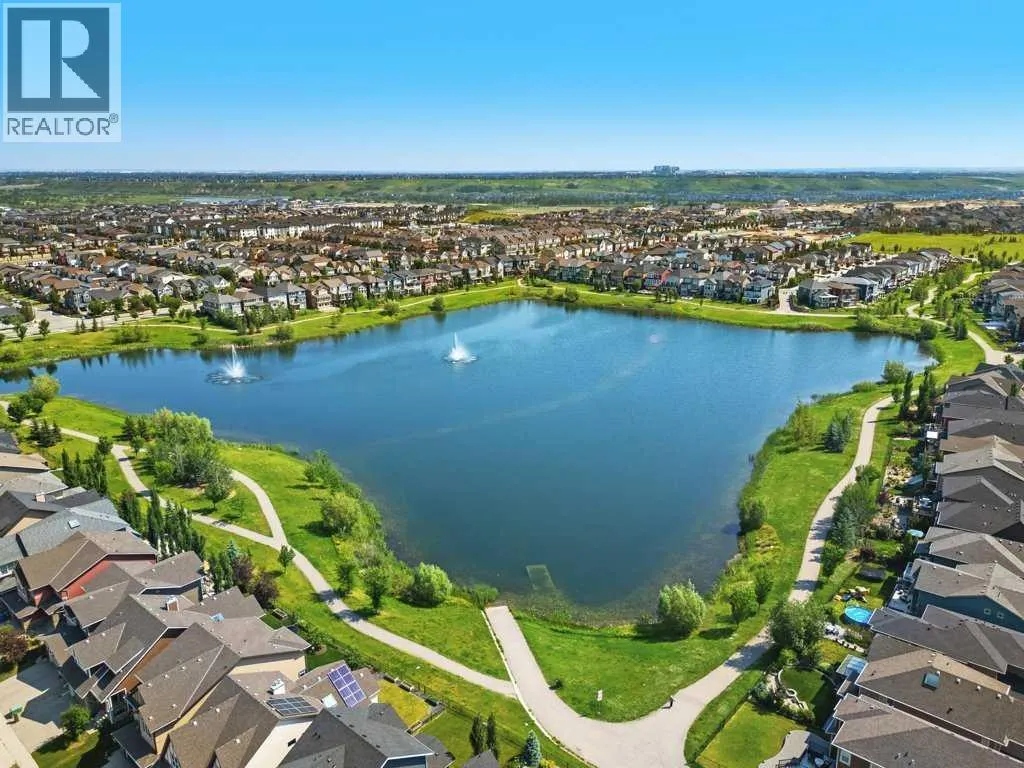 943 Legacy Circle SE