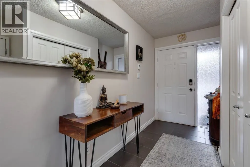 3841 Point Mckay Road NW