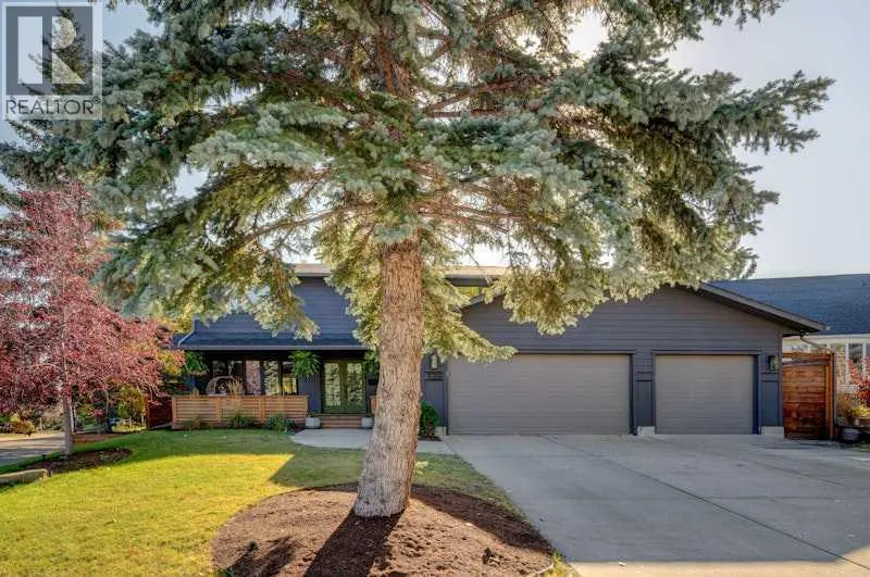 128 Oakside Bay SW