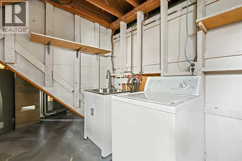 10 Glamorgan Drive SW