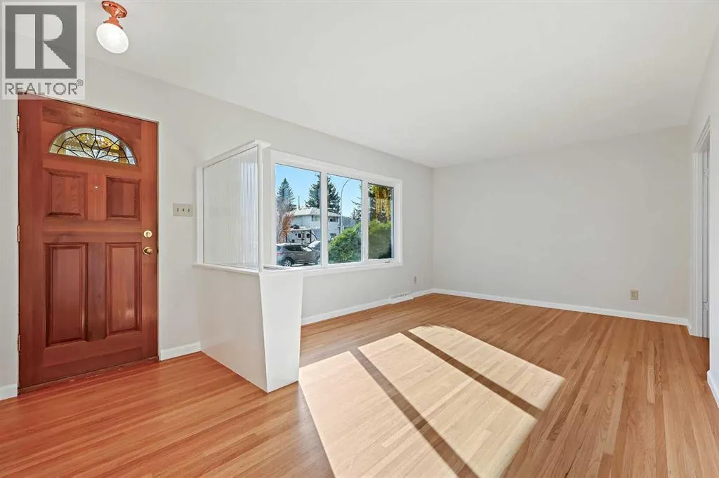 10 Glamorgan Drive SW