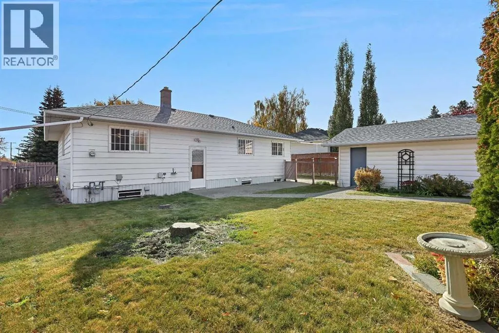 10 Glamorgan Drive SW