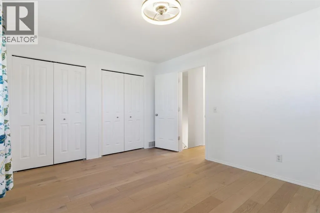 1101, 140 Sagewood Boulevard SW