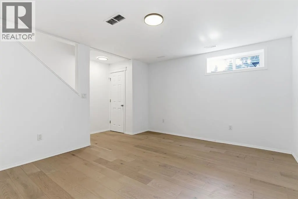 1101, 140 Sagewood Boulevard SW