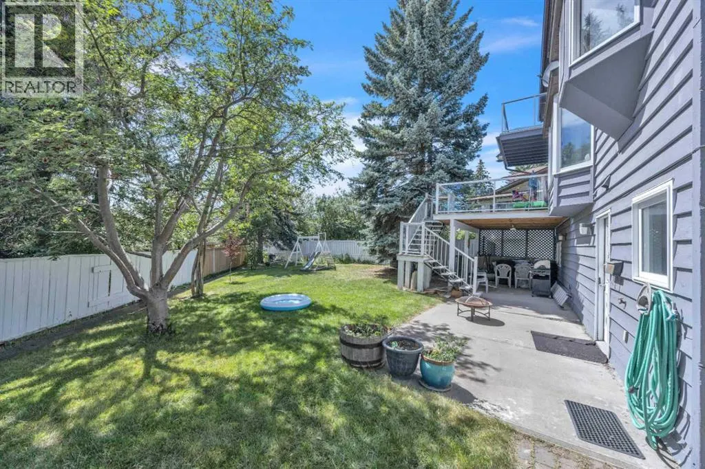 303 Ranchridge Bay NW