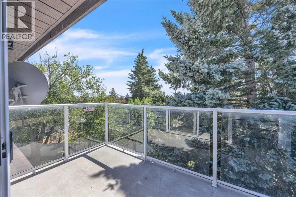 303 Ranchridge Bay NW