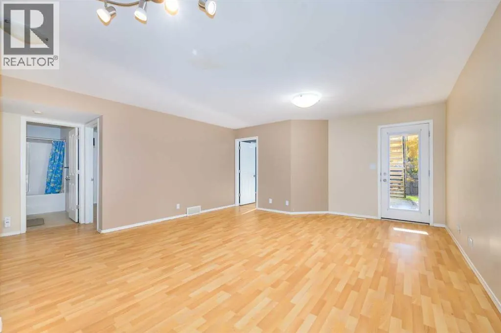 39 KIRTON Close