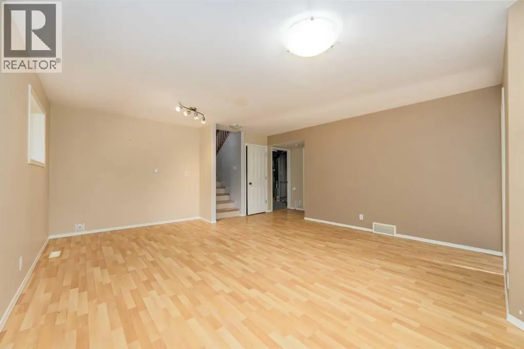 39 KIRTON Close