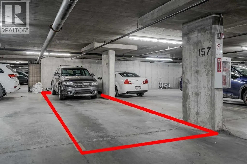 1318, 604 East Lake Boulevard NE