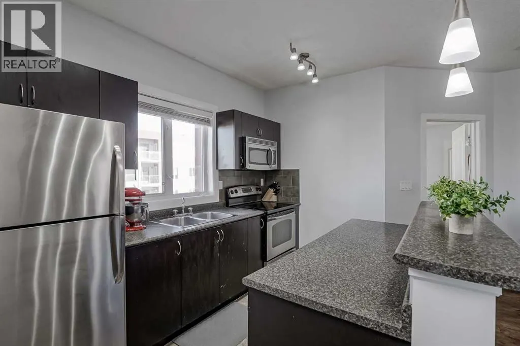 1318, 604 East Lake Boulevard NE