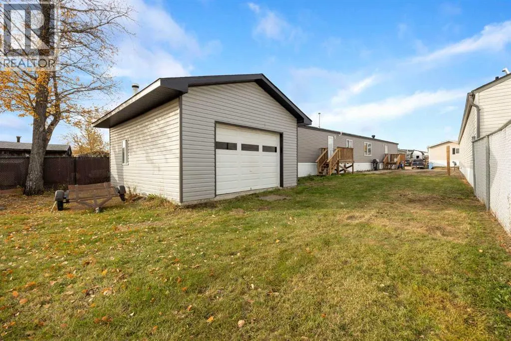 296 Grey Crescent
