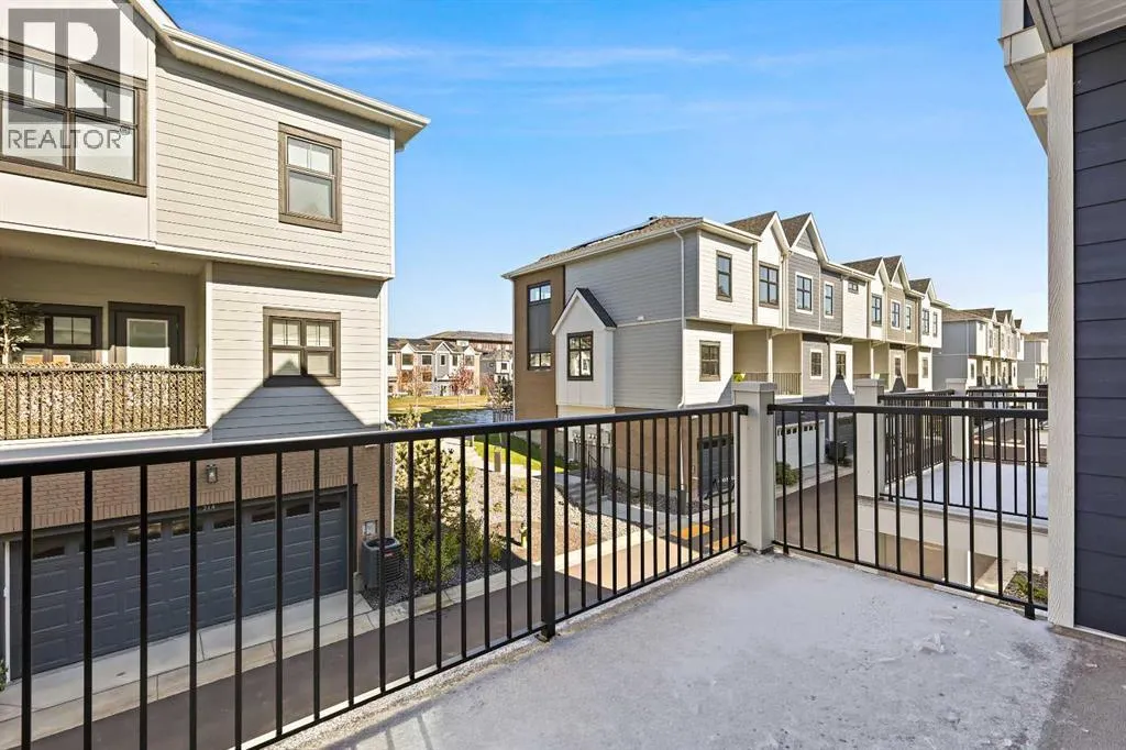 611 Mahogany Road SE