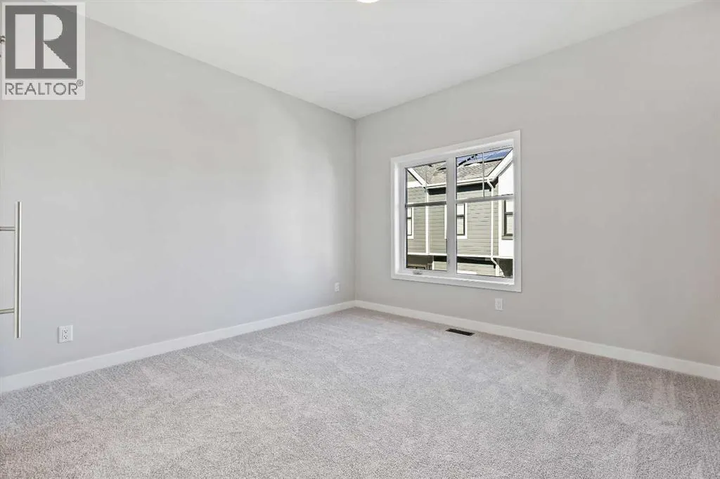 611 Mahogany Road SE