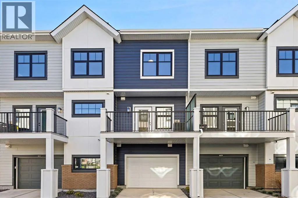 611 Mahogany Road SE