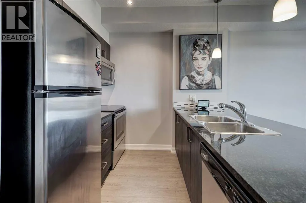 401, 117 Copperpond Common SE