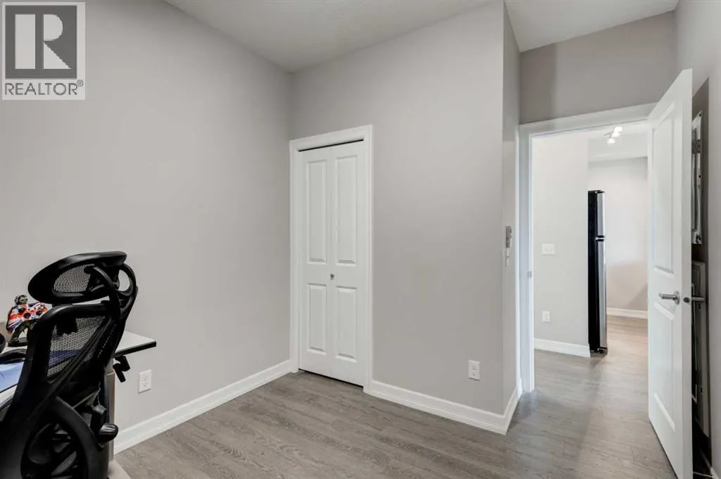 401, 117 Copperpond Common SE