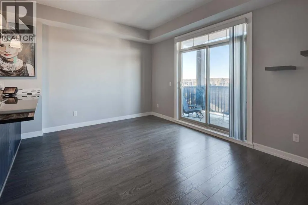 401, 117 Copperpond Common SE