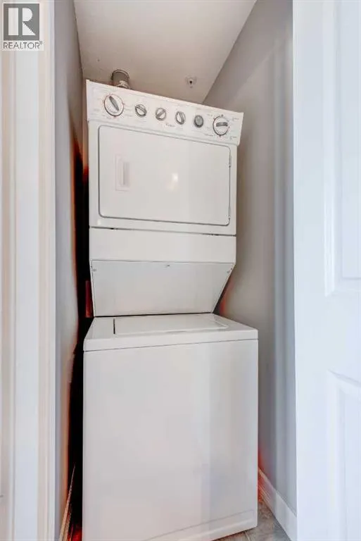 401, 117 Copperpond Common SE