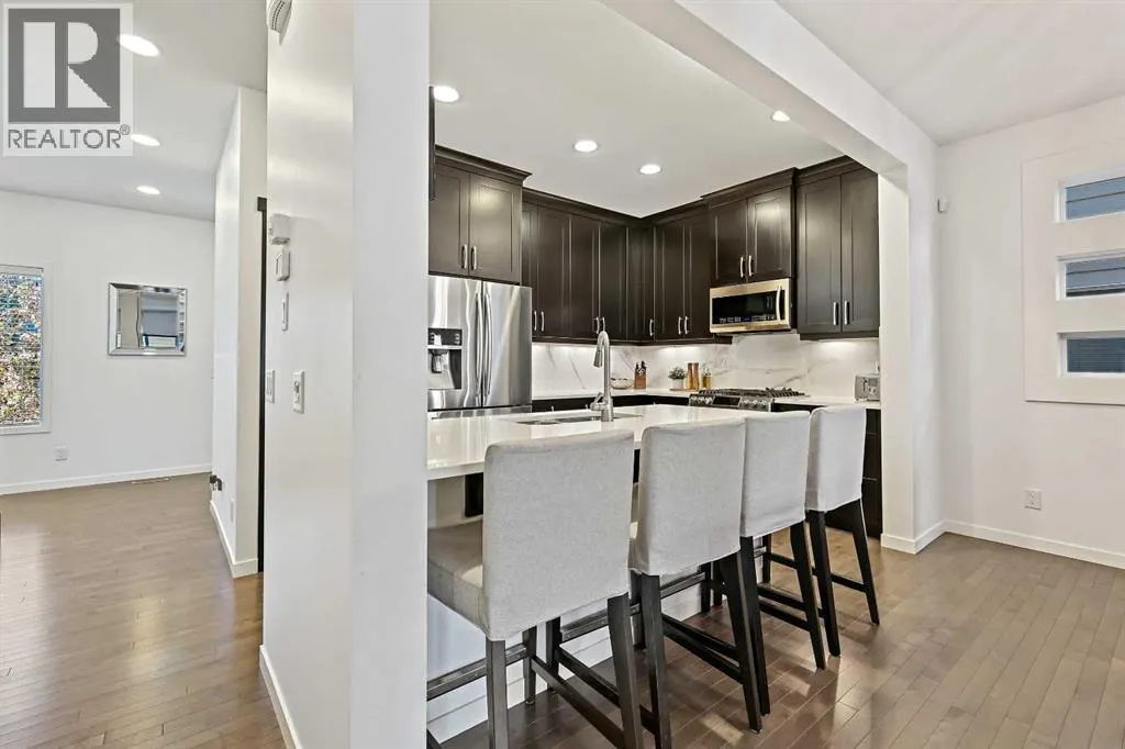 409 Marquis Heights SE
