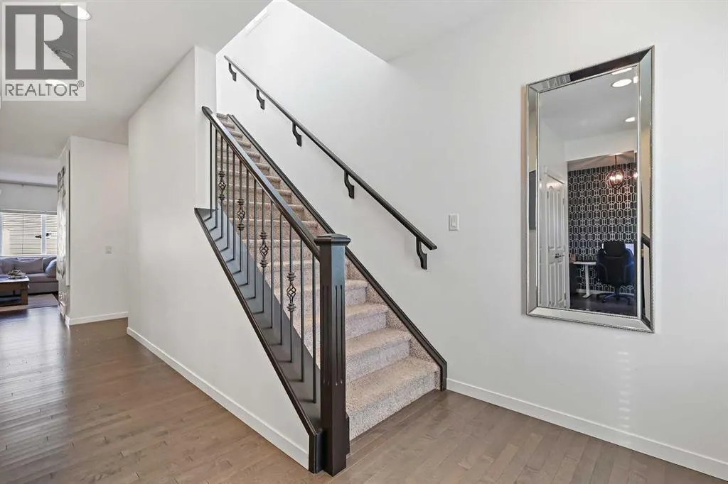 409 Marquis Heights SE