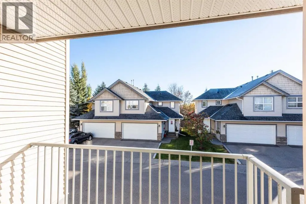 66 Cedarwood Lane SW