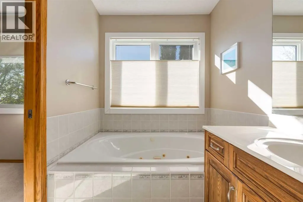 208 Citadel Park NW
