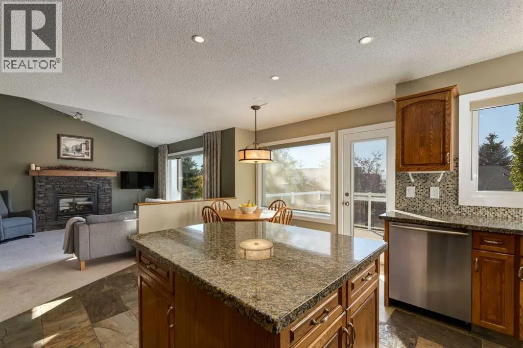 208 Citadel Park NW