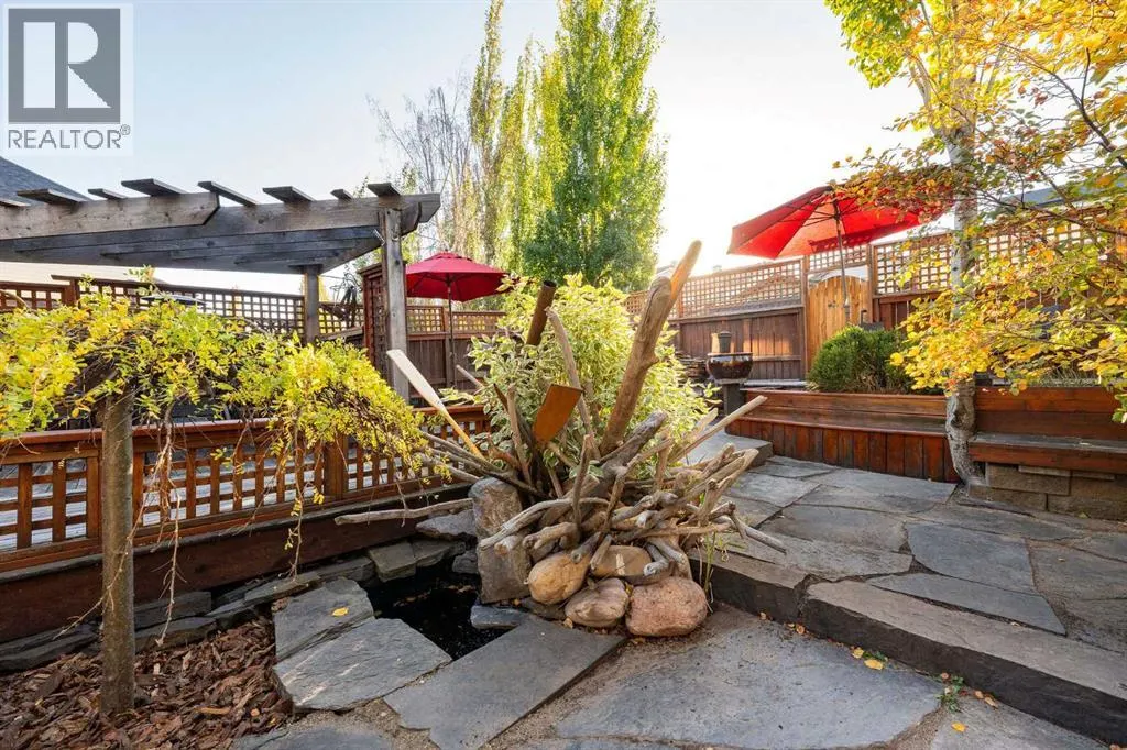 339 Bridlewood Court SW