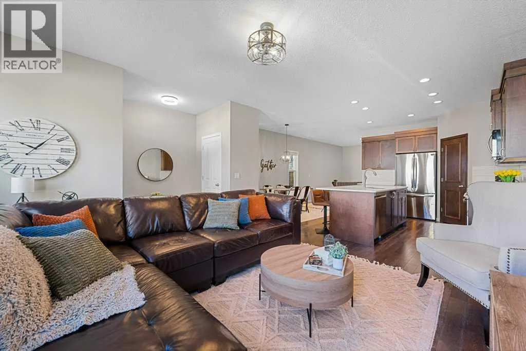 27 Cranford Crescent SE