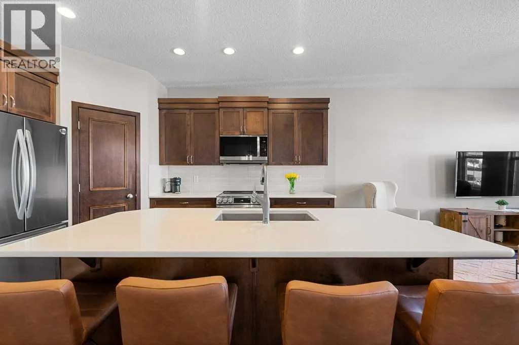 27 Cranford Crescent SE