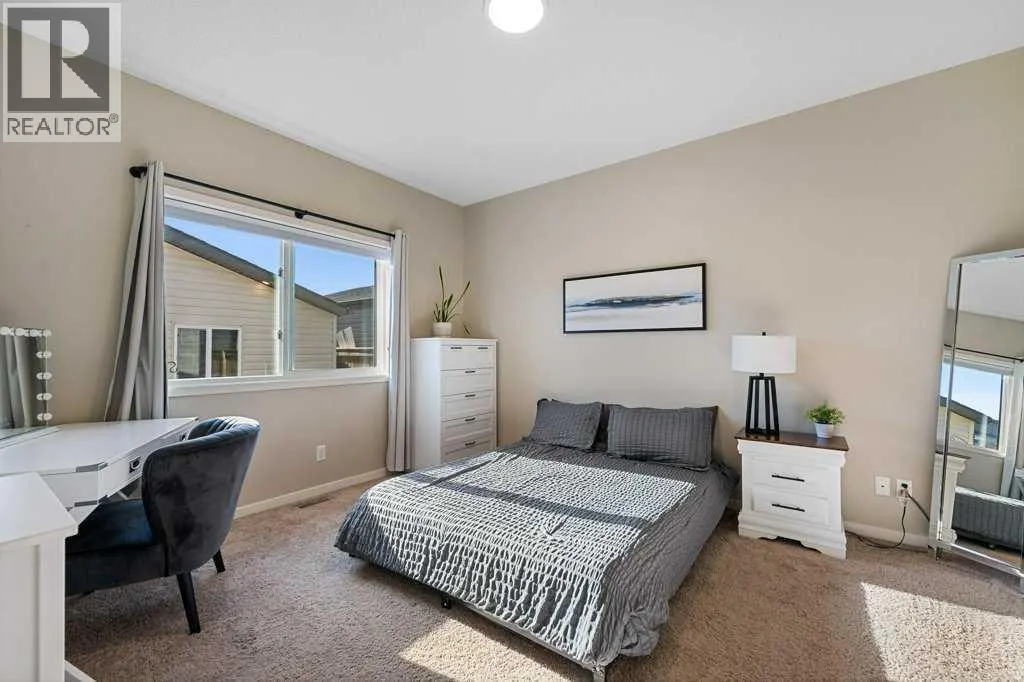 27 Cranford Crescent SE