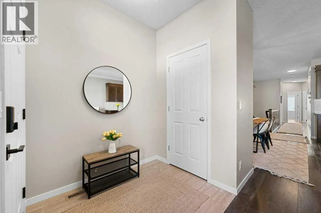 27 Cranford Crescent SE