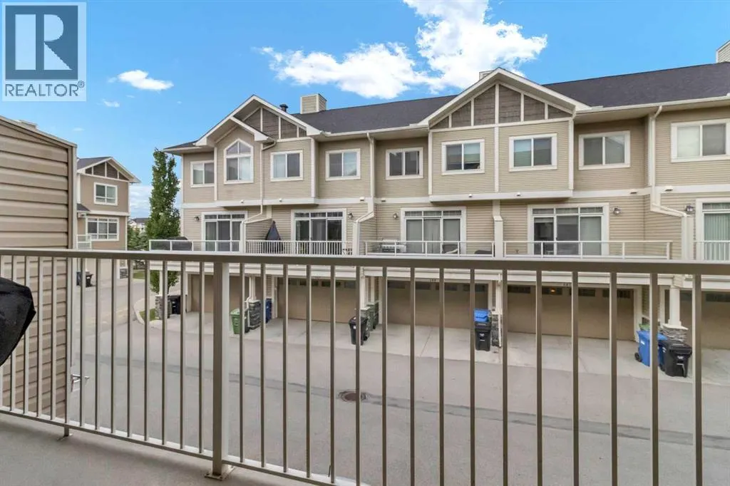 112 Skyview Ranch Gardens NE