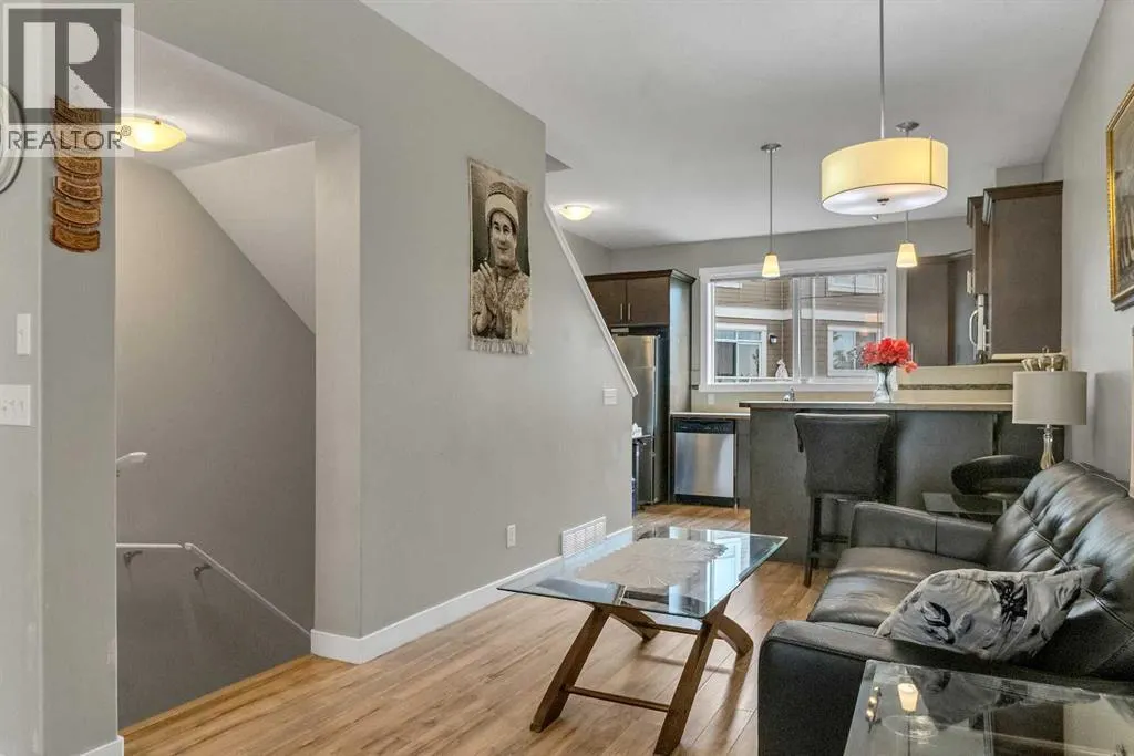 112 Skyview Ranch Gardens NE