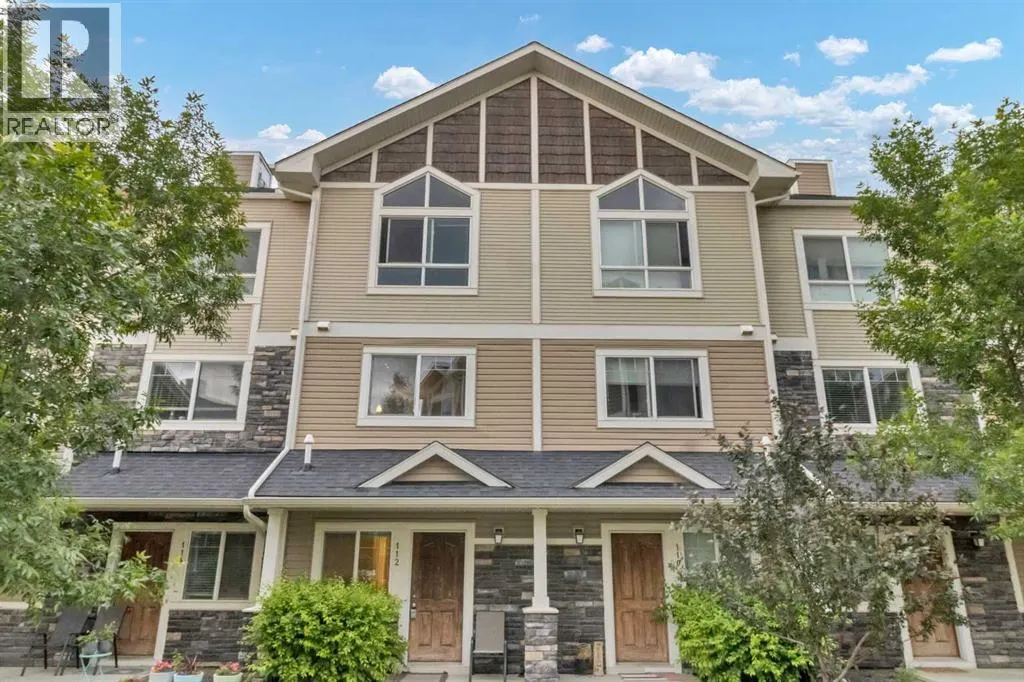 112 Skyview Ranch Gardens NE