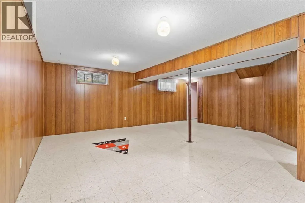 100 Fairview Drive SE