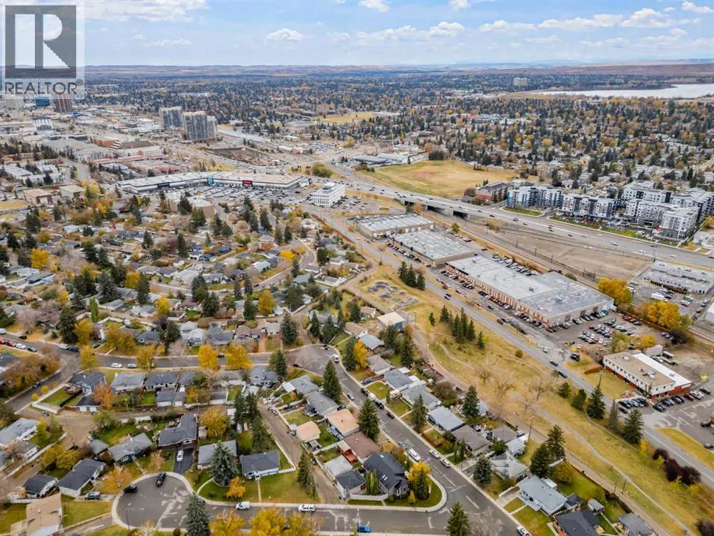 100 Fairview Drive SE