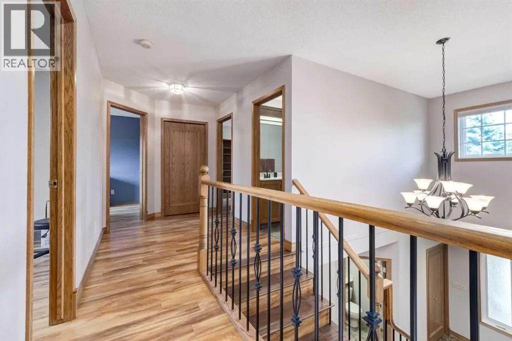 39 Canterbury Court SW