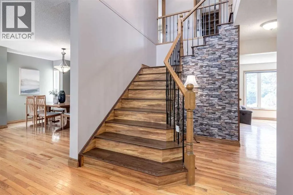 39 Canterbury Court SW
