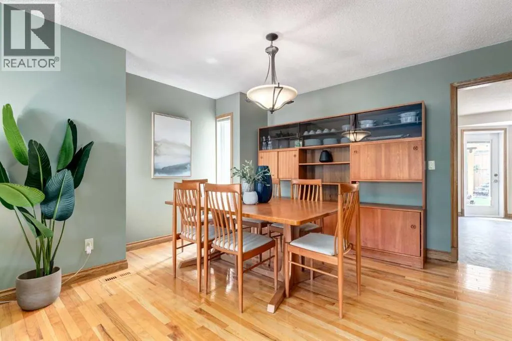 39 Canterbury Court SW