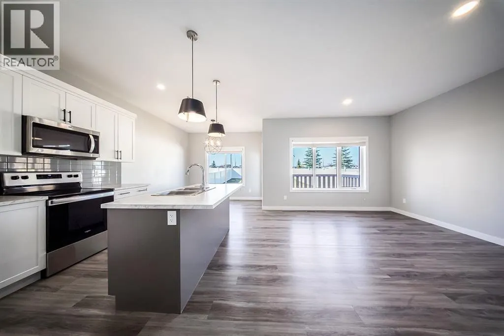 88 Henderson Crescent
