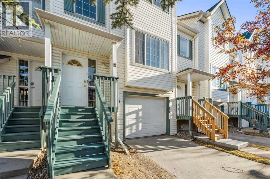 19, 15 Rocky Ridge Gate NW