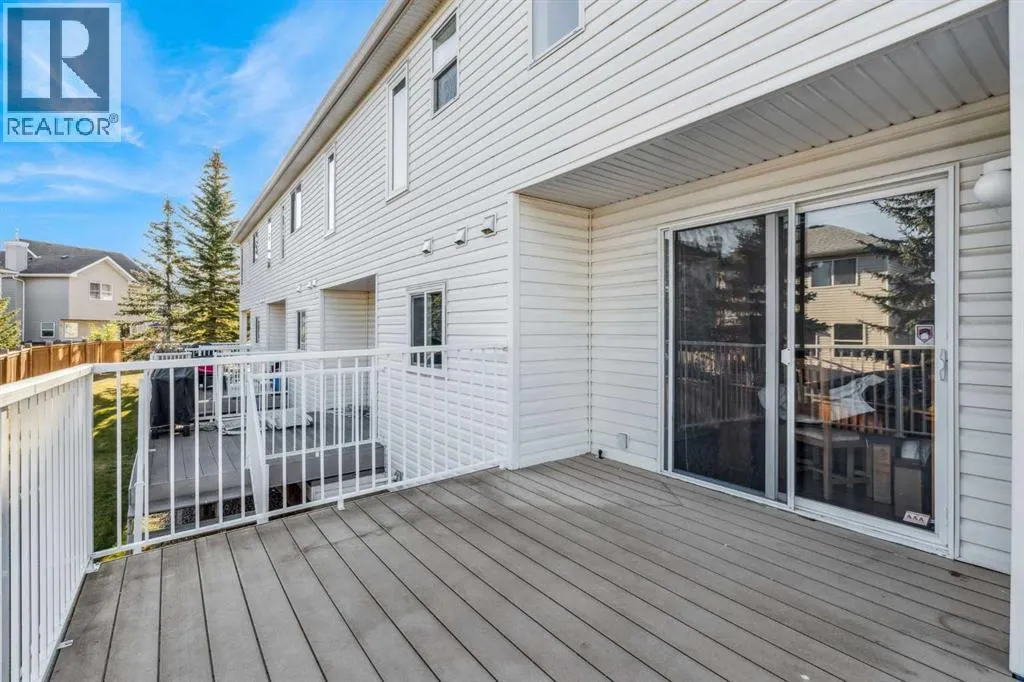 19, 15 Rocky Ridge Gate NW
