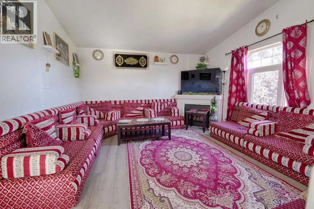 148 Jerry Potts Boulevard W